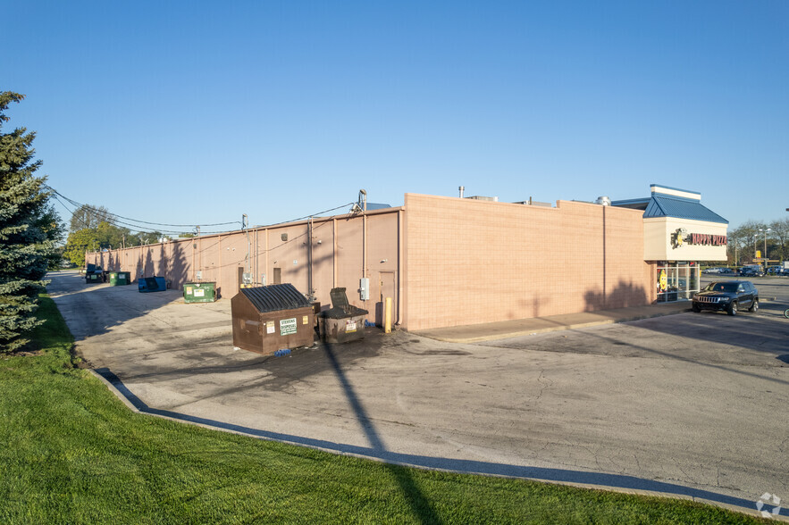 551 Dorr St, Toledo, OH à louer - Photo de l’immeuble – Image 3 sur 6