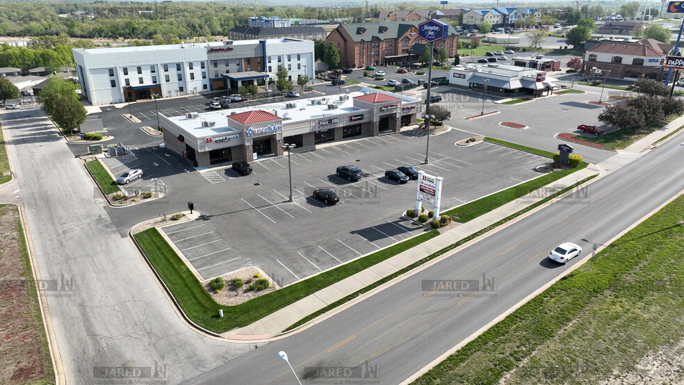 151 Saint Robert Blvd, Saint Robert, MO à louer - Photo de l’immeuble – Image 2 sur 9