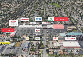121 E Foothill Blvd, Upland, CA - Vue aérienne vue de carte