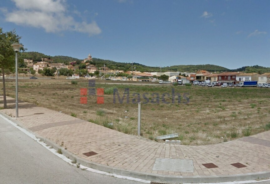 Terrain dans Mont-ras, Gerona à vendre - Photo de l’immeuble – Image 1 sur 7