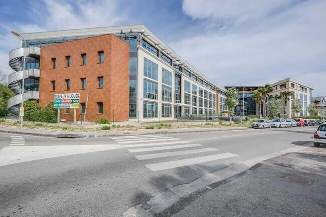 Plus de détails pour 1 Rue Albert, Marseille - Bureau à louer