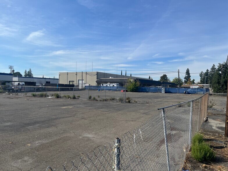 1757-1761 Fulton Ave, Sacramento, CA à vendre - Photo de l’immeuble – Image 2 sur 8