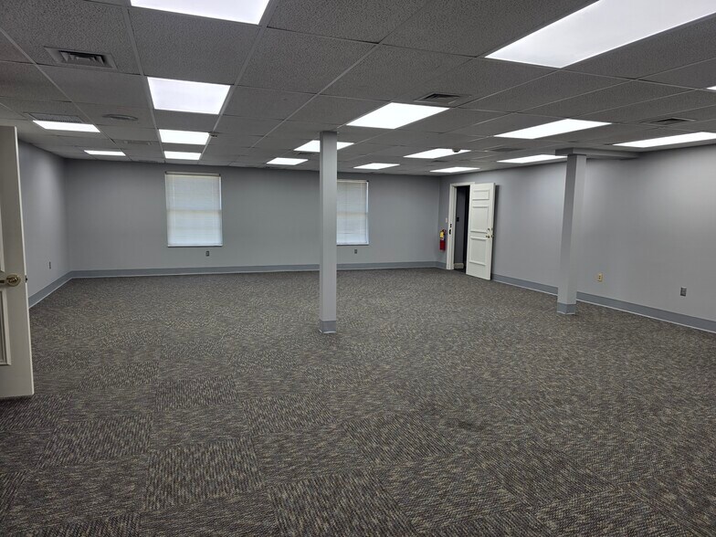 2027 Broadway St, Cape Girardeau, MO à louer - Photo de l’immeuble – Image 2 sur 10