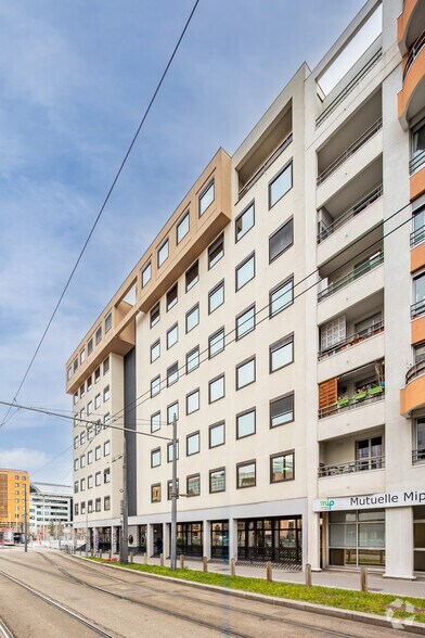 Bureau dans Lyon à louer - Photo de l’immeuble – Image 3 sur 3