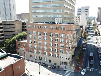 Plus de détails pour 335 N Market St, Harrisburg, PA - Logement à vendre