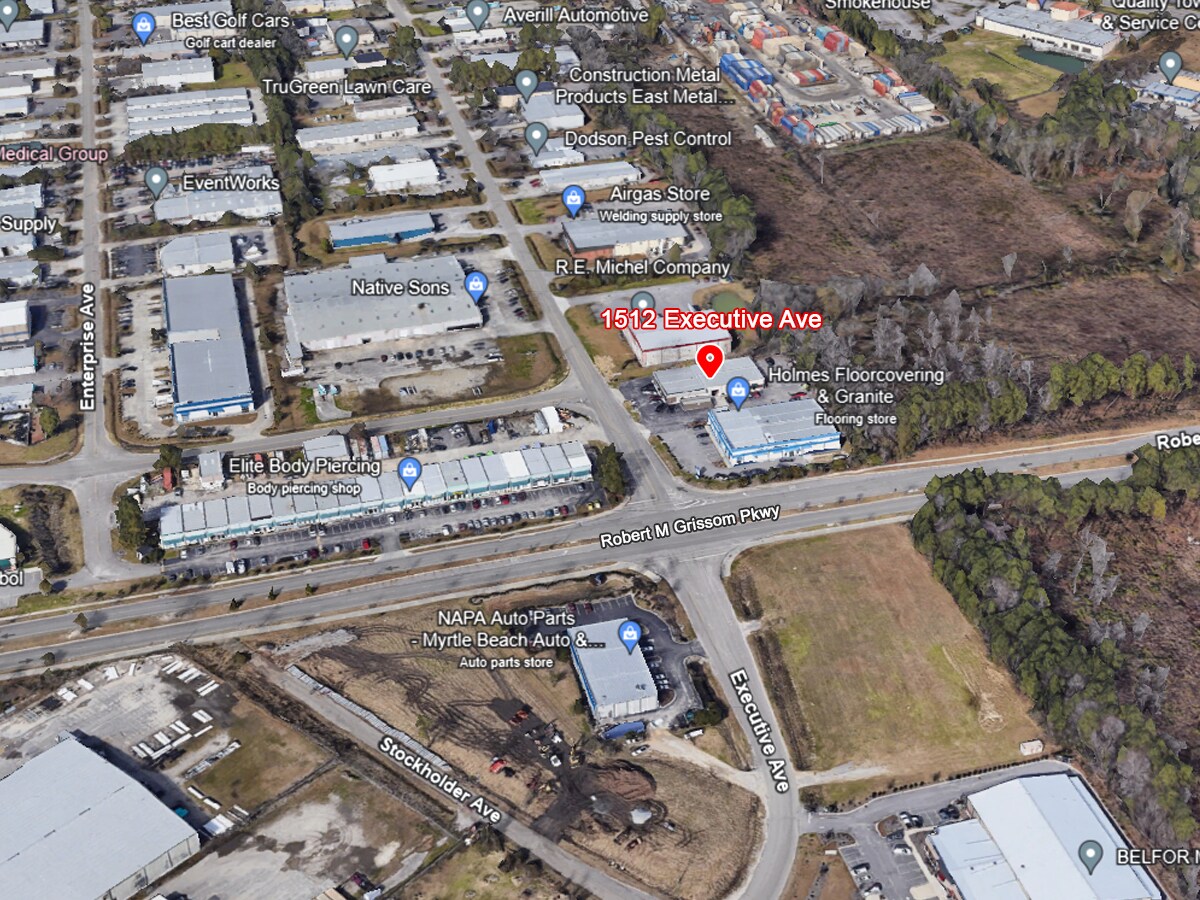 1512 Executive Ave, Myrtle Beach, SC à louer Photo de l’immeuble– Image 1 sur 2