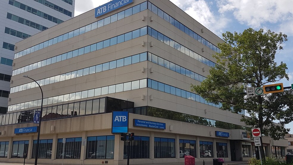 4911 51 St, Red Deer, AB à louer - Photo de l’immeuble – Image 3 sur 5