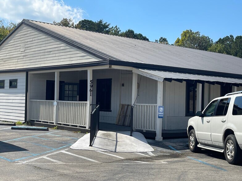 5961 Chalkville Mountain Ln, Birmingham, AL à louer - Photo de l’immeuble – Image 2 sur 2