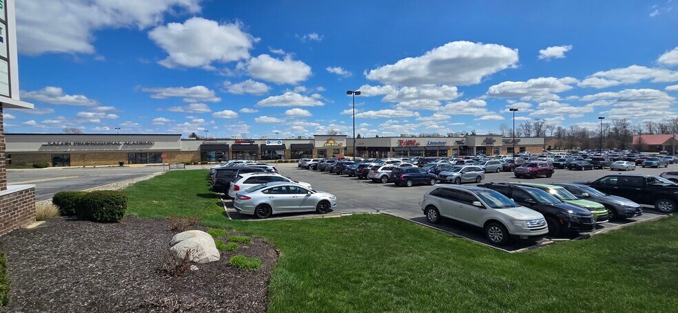 10200 Coldwater Rd, Fort Wayne, IN à louer - Photo de l’immeuble – Image 1 sur 7