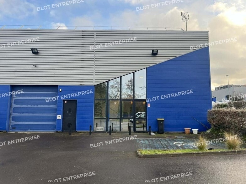 Industriel/Logistique dans Cesson-Sévigné à louer - Photo de l’immeuble – Image 1 sur 10