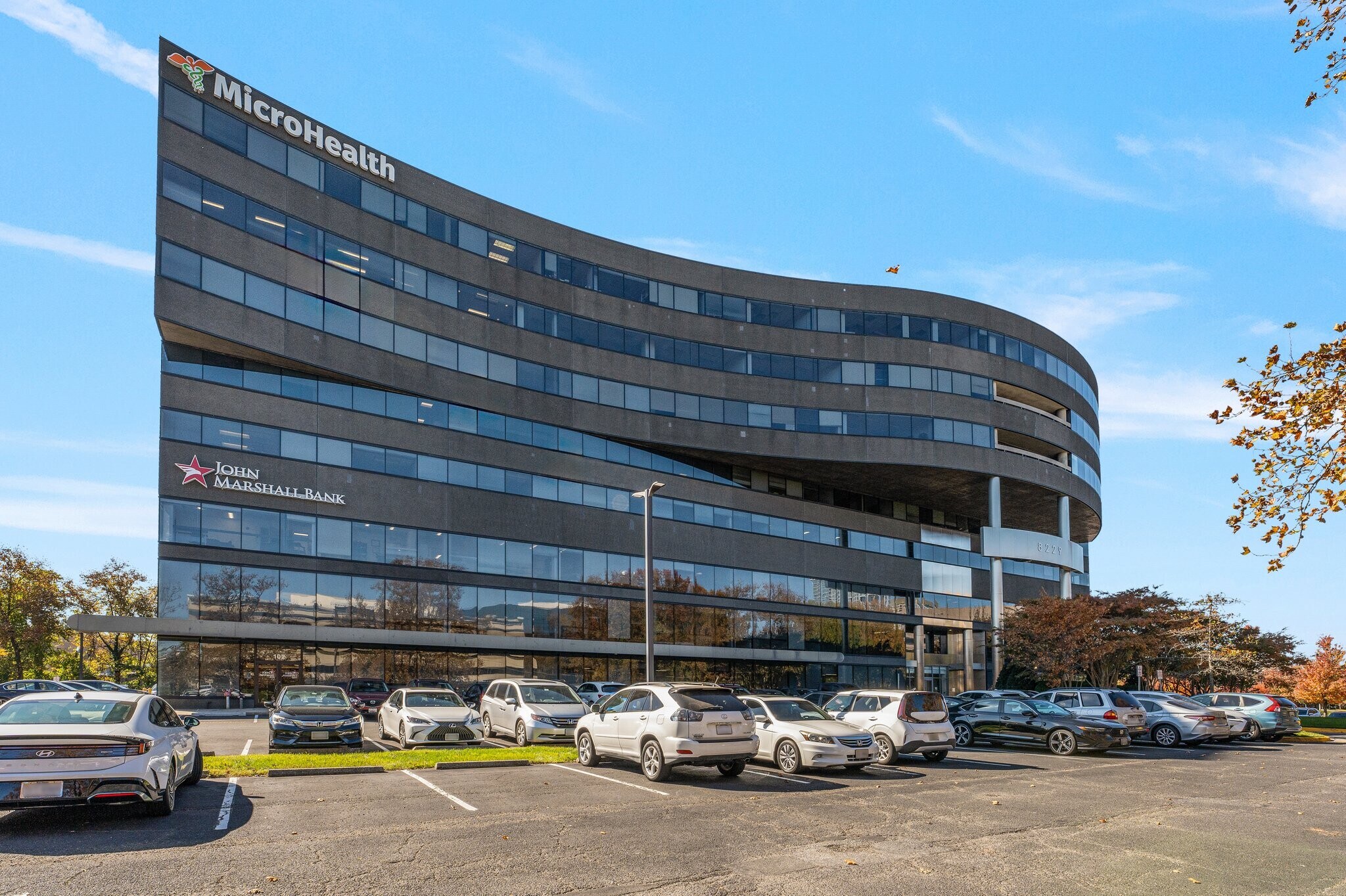 8229 Boone Blvd, Vienna, VA à louer Photo principale– Image 1 sur 33