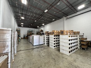 1400-1466 NW 82nd Ave, Doral, FL à louer Photo intérieure– Image 1 sur 5