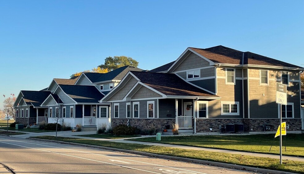 3805 7th Ave, Kenosha, WI à vendre - Photo de l’immeuble – Image 2 sur 5