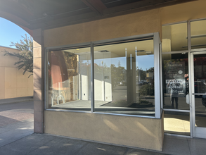 435-455 Healdsburg Ave, Healdsburg, CA à louer Photo de l’immeuble– Image 1 sur 7