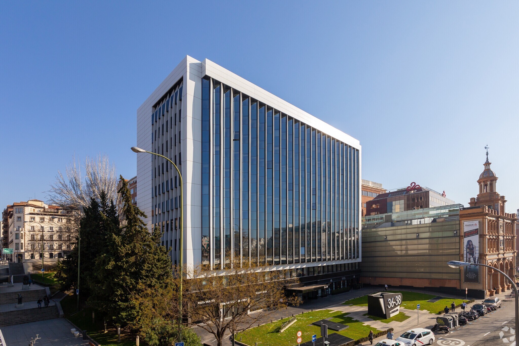 Paseo Castellana, 36-38, Madrid, Madrid à louer Photo de l’immeuble– Image 1 sur 6