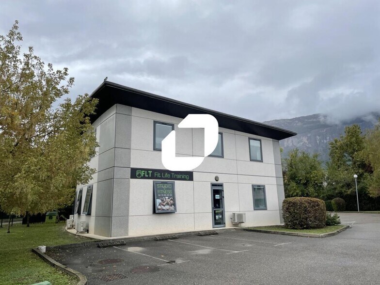 Bureau dans Montbonnot-Saint-Martin à louer - Photo de l’immeuble – Image 1 sur 13