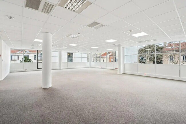 Plus de détails pour 60 Avenue Rockefeller, Lyon - Bureau à louer