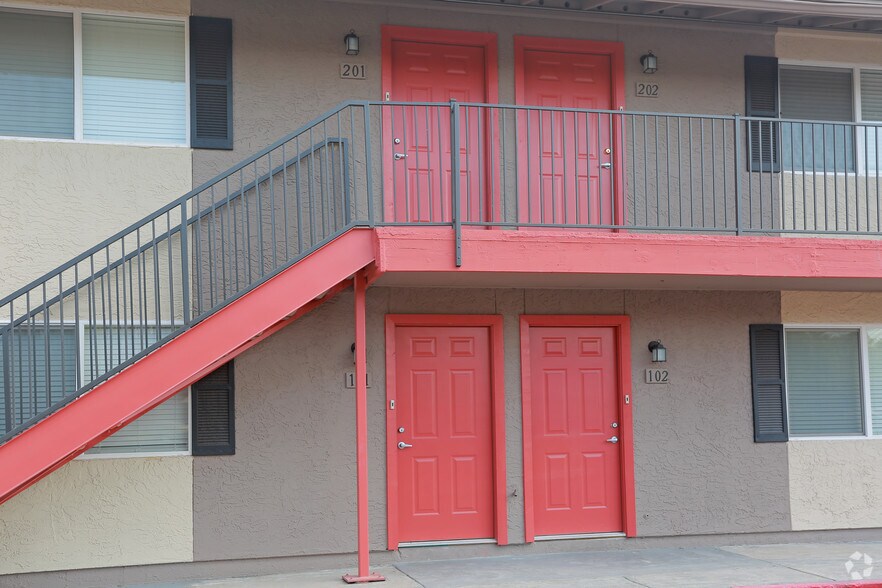 1031 N 48th St, Phoenix, AZ à vendre - Photo principale – Image 1 sur 17