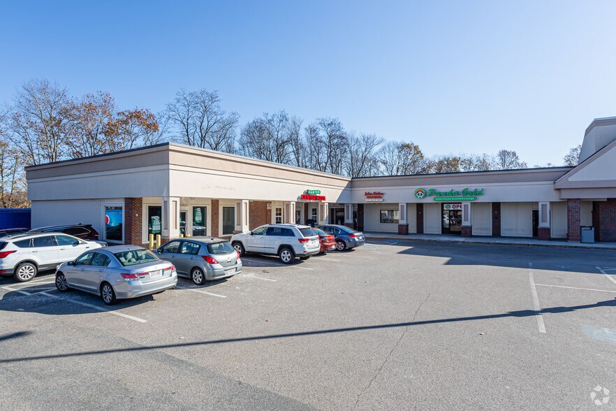 635 Washington St, Canton, MA à louer - Photo de l’immeuble – Image 2 sur 4