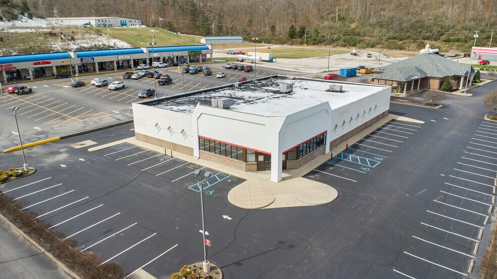 60 Business US 23 N, Louisa, KY à louer - Photo de l’immeuble – Image 3 sur 30