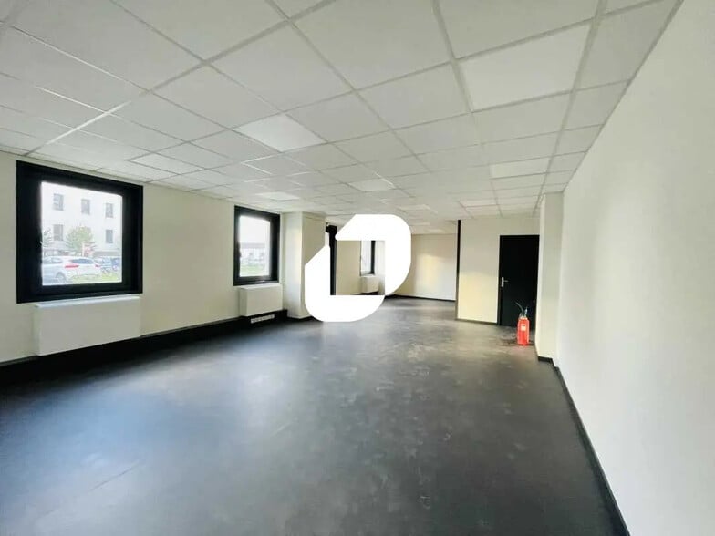 11-13 Chemin De L'Industrie, Dardilly à louer - Photo de l’immeuble – Image 3 sur 16