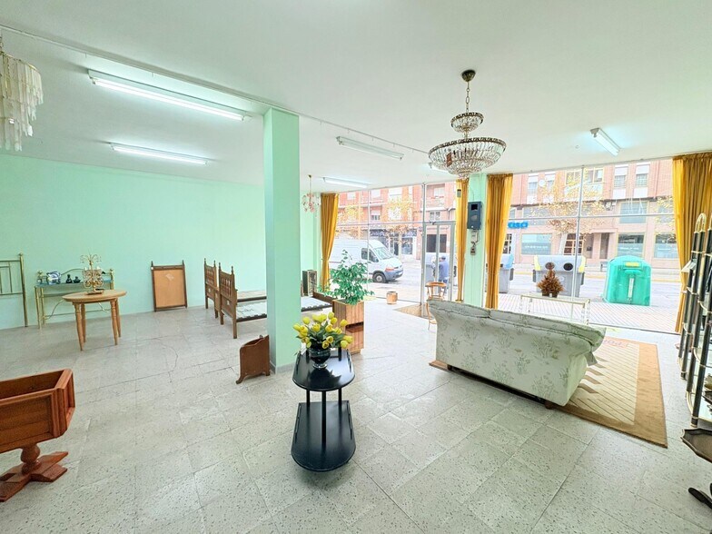 Avenida de Portugal, 101, Ponferrada, León à vendre - Photo intérieure – Image 3 sur 43