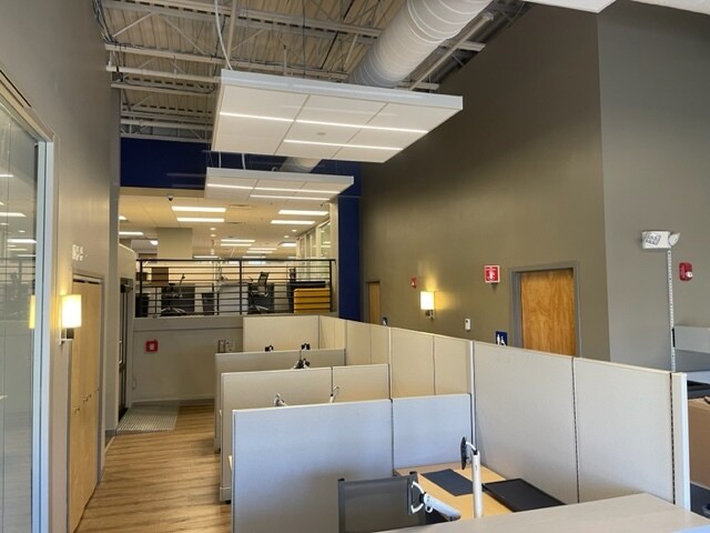 623 Centre St, Brockton, MA à louer - Photo de l’immeuble – Image 2 sur 16
