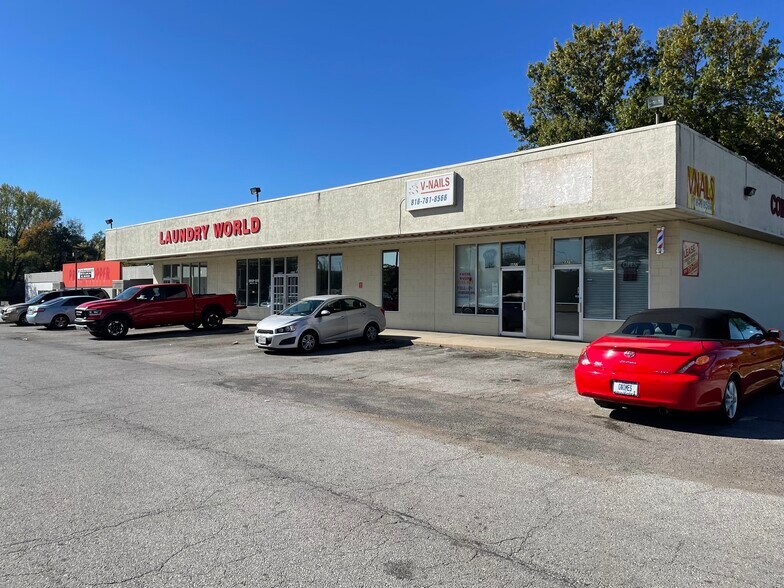 6825-6829 E Bannister Rd, Kansas City, MO à vendre - Photo principale – Image 1 sur 3
