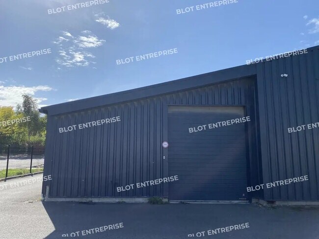 Plus de détails pour Bureau à louer