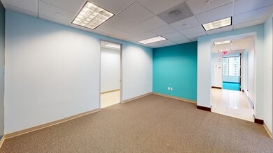 1221 Brickell Ave, Miami, FL à louer Photo de l’immeuble– Image 1 sur 8