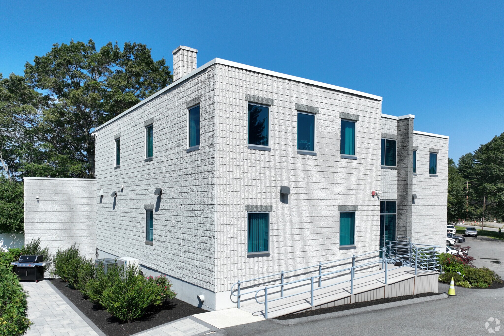 1 Connector Rd, Andover, MA à vendre Photo principale– Image 1 sur 5