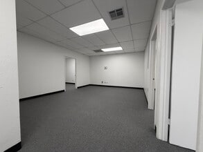 1600 E Desert Inn Rd, Las Vegas, NV à louer Photo intérieure– Image 1 sur 6