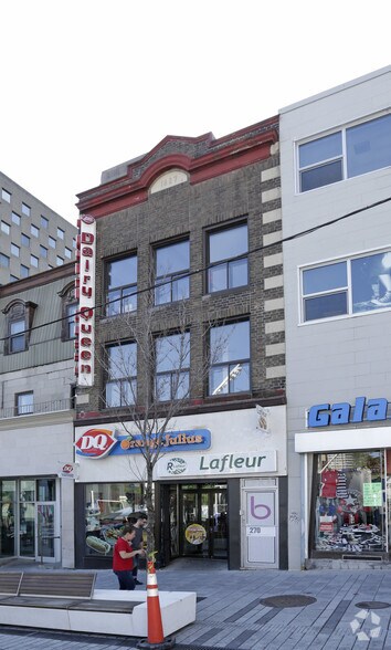 268 Rue Sainte-Catherine O, Montréal, QC à louer - Photo principale – Image 1 sur 2