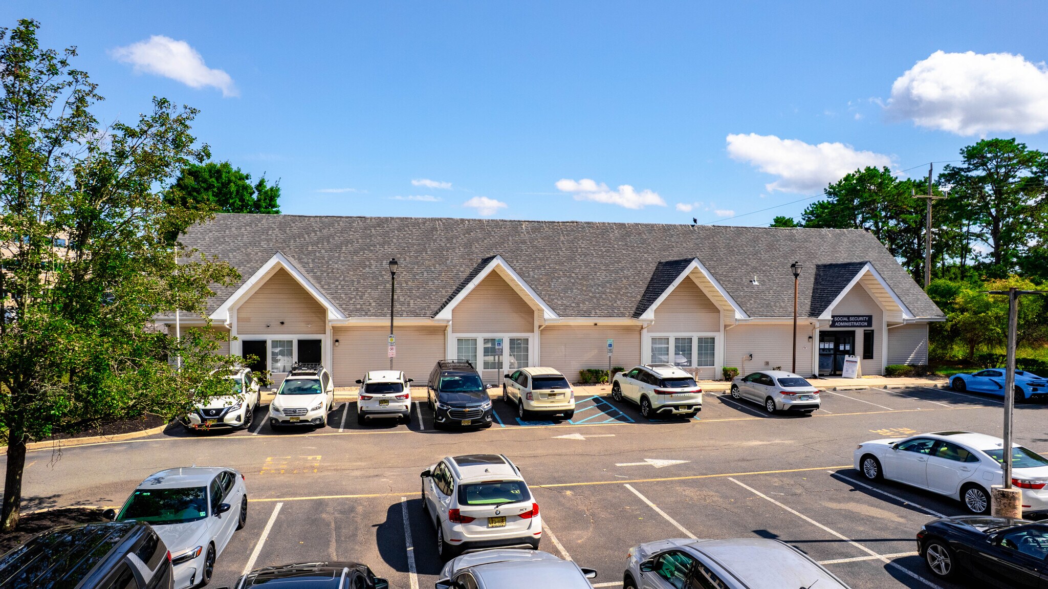 190 Saint Catherine Blvd, Toms River, NJ à vendre Photo principale– Image 1 sur 10
