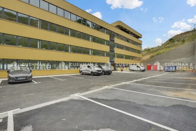 Plus de détails pour 660 Chemin Du Littoral, Marseille - Bureau à louer