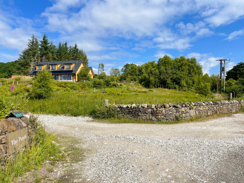 17 Camuscross, Isle Of Skye à vendre - Photo principale – Image 1 sur 5