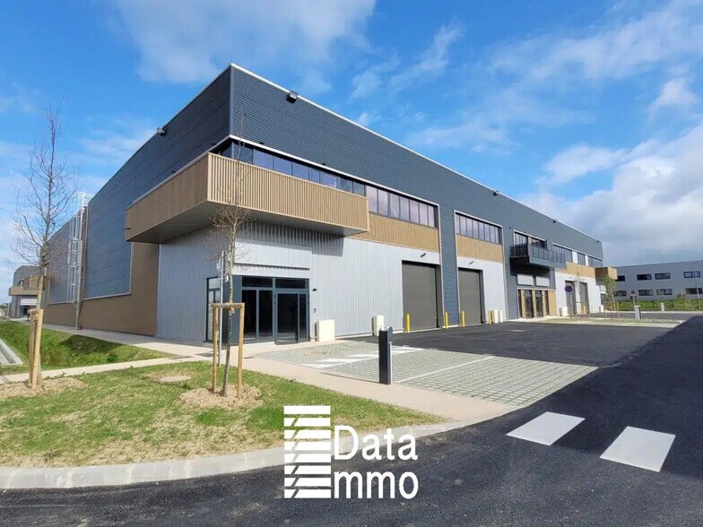 Industriel/Logistique dans Chalifert à louer - Photo de l’immeuble – Image 1 sur 10