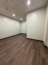 1611 W Pomona Rd, Corona, CA à louer Photo intérieure– Image 2 sur 6