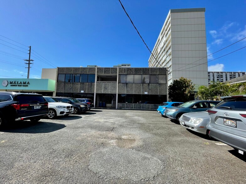 1210 Artesian St, Honolulu, HI à louer - Photo de l’immeuble – Image 2 sur 11