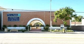 Devonshire Professional Bldg - immobilier d'entreprise