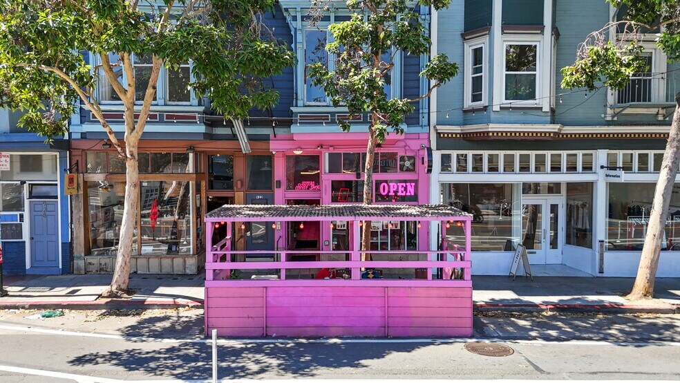 920 Valencia St, San Francisco, CA à vendre - Photo de l’immeuble – Image 3 sur 14