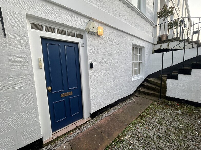 18 Castle St, Dumfries à louer - Photo de l’immeuble – Image 1 sur 6
