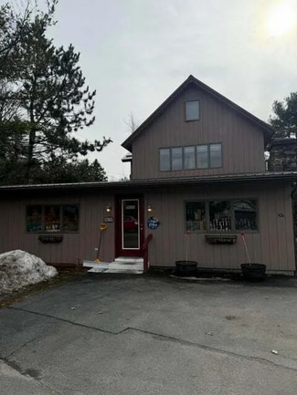Plus de détails pour 506 Lake Flower Ave, Saranac Lake, NY - Local commercial à vendre