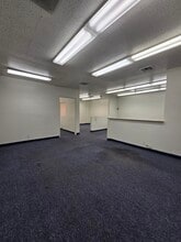 3400 W 6th St, Los Angeles, CA à louer Photo intérieure– Image 2 sur 2