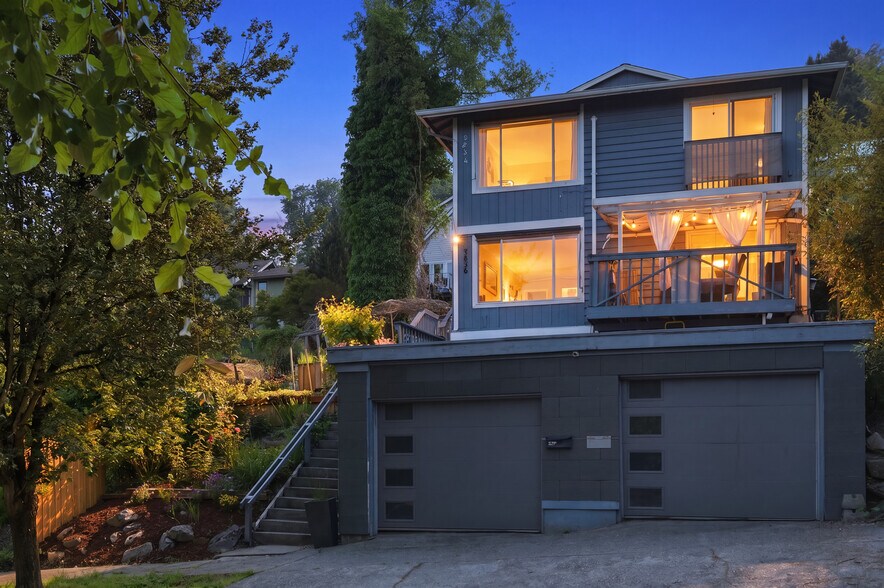 3824 23rd Ave SW, Seattle, WA à vendre - Photo de l’immeuble – Image 2 sur 25