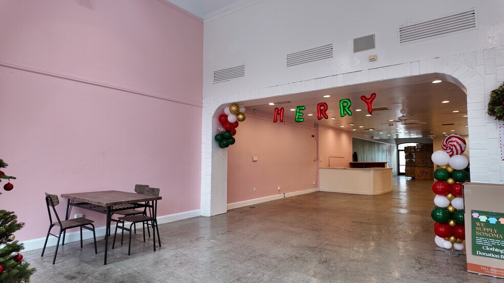 529-531 4th St, Santa Rosa, CA à louer - Photo de l’immeuble – Image 2 sur 7