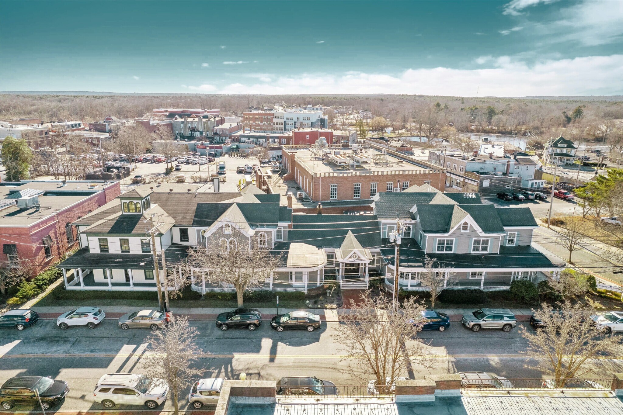 33 W 2nd St, Riverhead, NY à vendre Photo principale– Image 1 sur 26