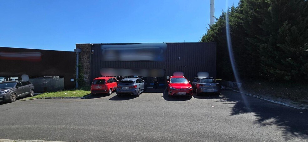 Local commercial dans Champigny-sur-Marne à louer - Photo de l’immeuble – Image 1 sur 9