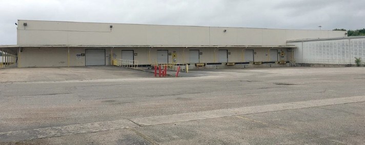 5901 Griggs Rd, Houston, TX à louer - Photo principale – Image 1 sur 5