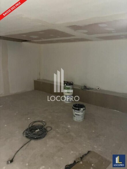 Local commercial dans Vidauban à louer - Photo intérieure – Image 2 sur 4